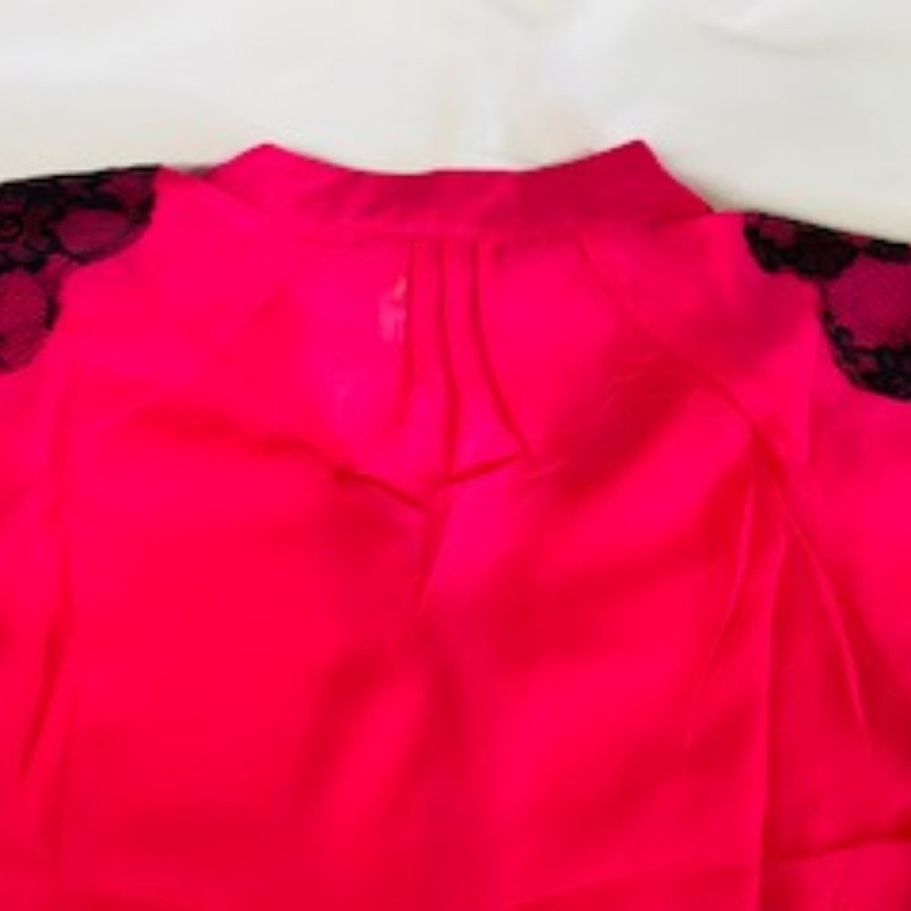 Tops - Picture 5 of 5